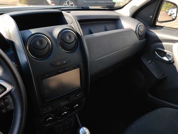 Car image 39