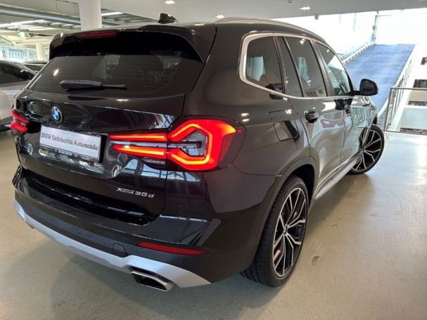 BMW X3 xDrive 210 kW image number 3