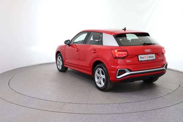 Audi Q2 30 TFSI S-line 81 kW image number 4