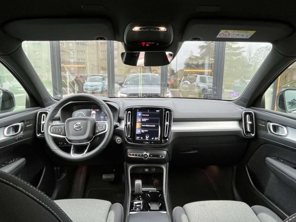 Volvo XC40 T5 134 kW image number 5