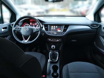 Car image 26