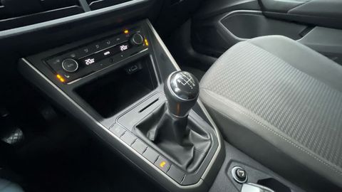 Car image 31