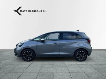 Car image 5