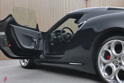 Car image 42