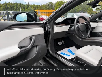 Car image 46