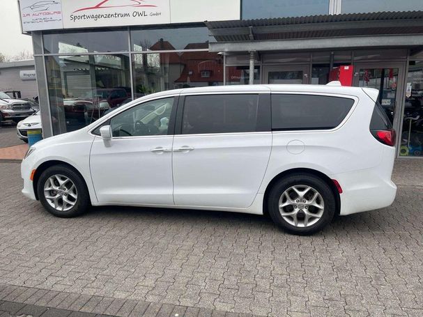 Chrysler Pacifica 3.6 V6 214 kW image number 5