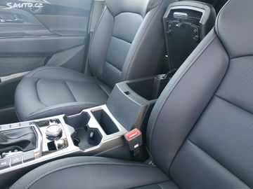 Car image 26