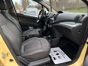 Car image 15