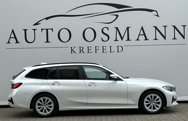 BMW 320d Touring xDrive 140 kW image number 24