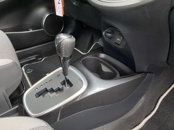 Car image 21