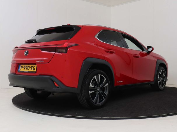 Lexus UX 250h 135 kW image number 2