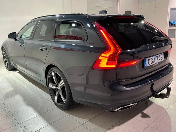 Volvo V90 Recharge T8 AWD 288 kW image number 10