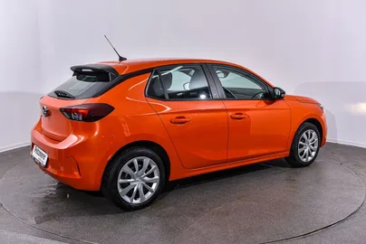 Car image 5