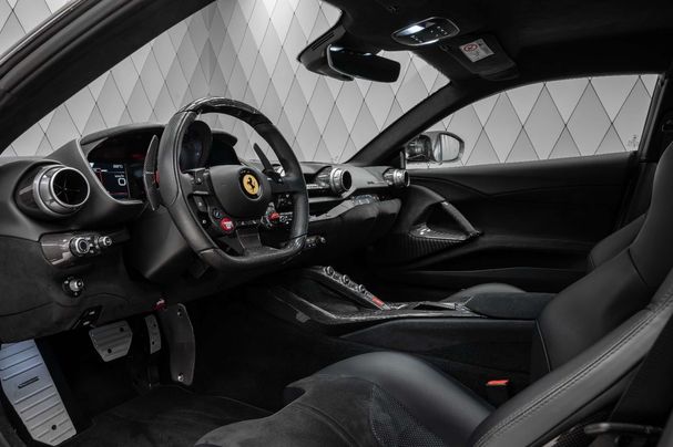 Ferrari 812 Superfast 585 kW image number 20