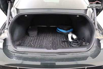 Car image 36