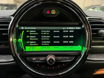 Car image 27