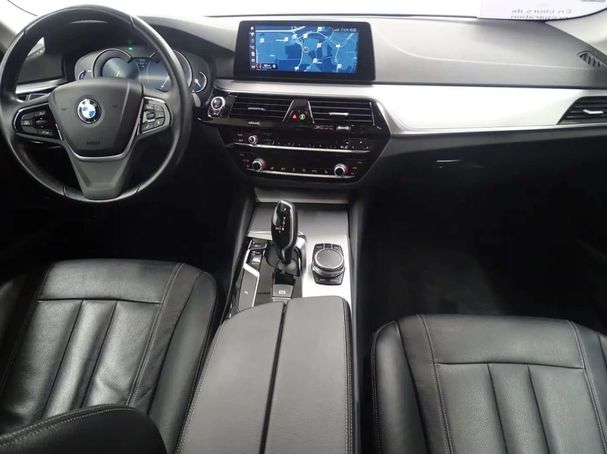 BMW 520d Touring 120 kW image number 6