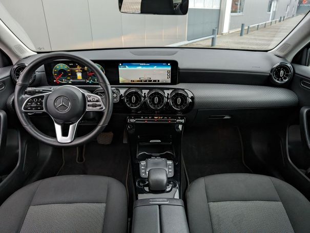 Mercedes-Benz A 180 d 85 kW image number 11