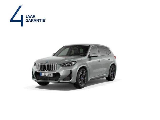 BMW iX1 xDrive30 225 kW image number 1