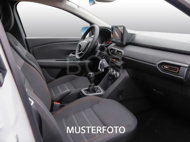 Dacia Sandero TCe 90 Expression 67 kW image number 3