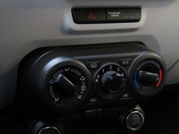 Car image 31