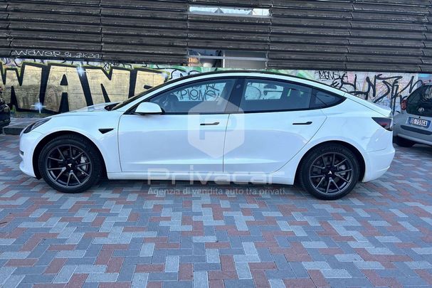 Tesla Model 3 Long Range AWD Dual Motor 150 kW image number 8