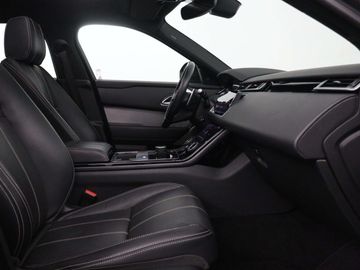 Car image 30