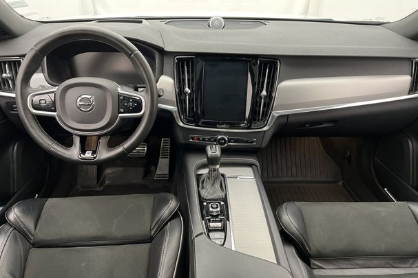 Volvo V90 D4 140 kW image number 17