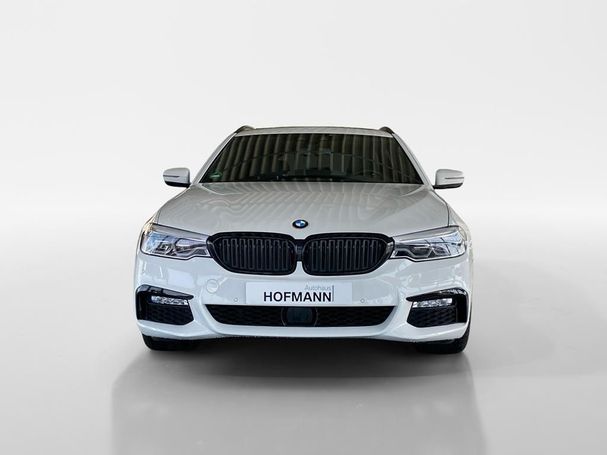 BMW 530i Touring xDrive 185 kW image number 2