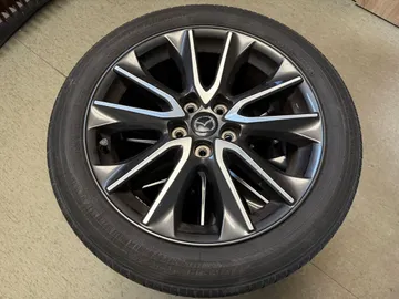 Car image 28