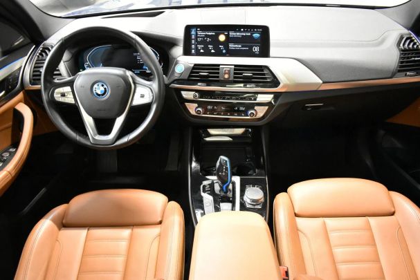 BMW iX3 Impressive 210 kW image number 4