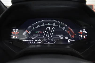Car image 35