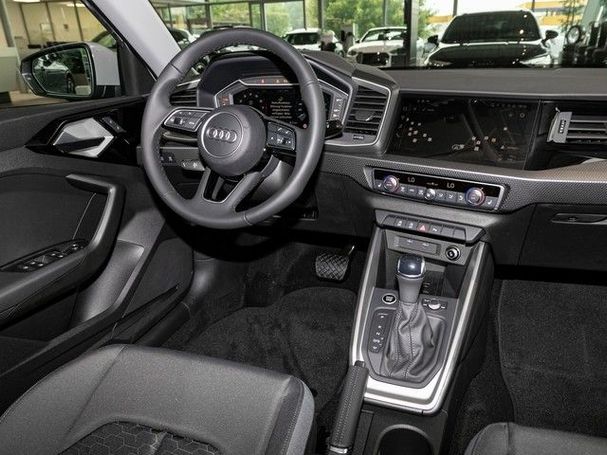 Audi A1 30 TFSI S-line Sportback 85 kW image number 3