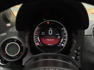 Car image 31
