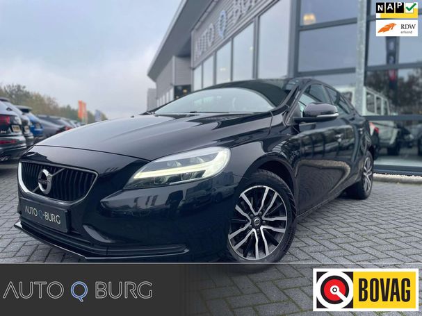 Volvo V40 D2 88 kW image number 1