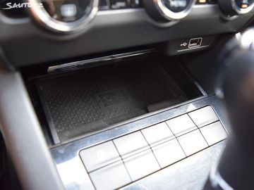 Car image 28