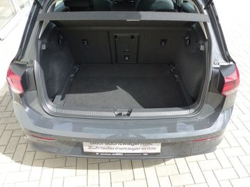 Car image 37