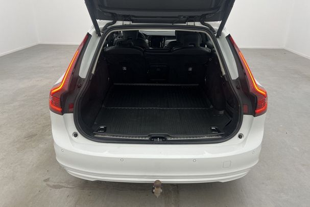 Volvo V90 B4 Momentum 145 kW image number 12