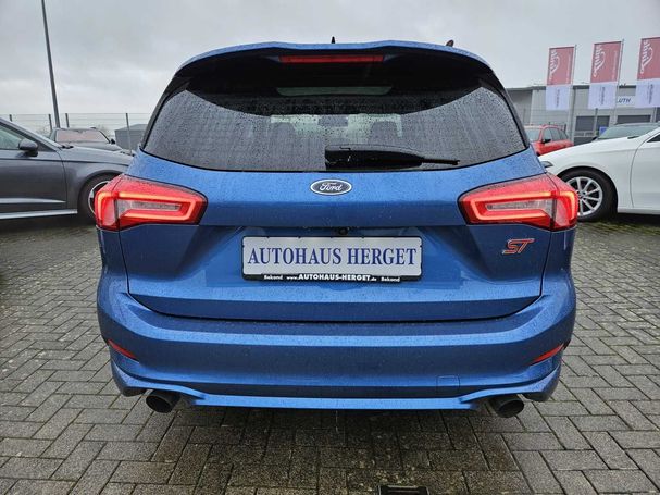 Ford Focus 2.3 EcoBoost S&S ST 206 kW image number 5