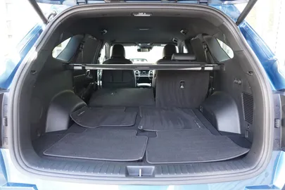 Car image 28