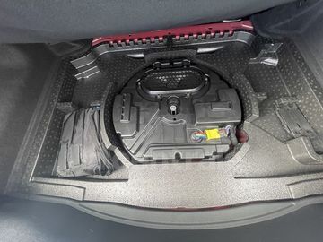 Car image 37