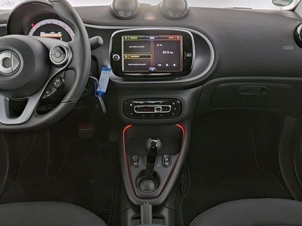 Smart ForTwo cabrio EQ 60 kW image number 8