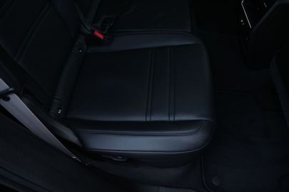 Car image 45