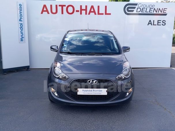 Hyundai ix20 1.4 blue 66 kW image number 3