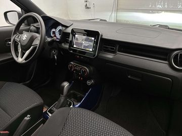 Car image 14