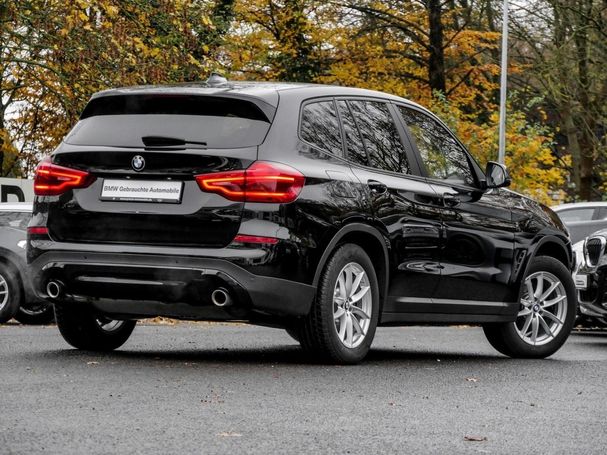 BMW X3 xDrive20i 135 kW image number 2