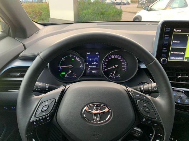 Toyota C-HR 1.8 Hybrid 90 kW image number 17