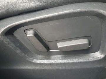 Car image 41