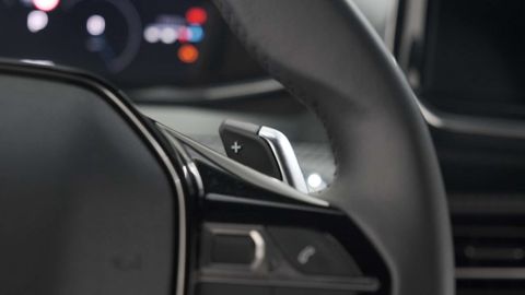 Car image 36