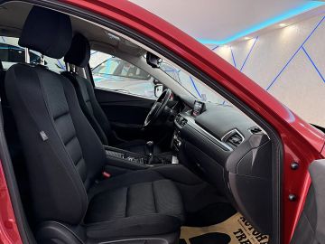 Car image 33
